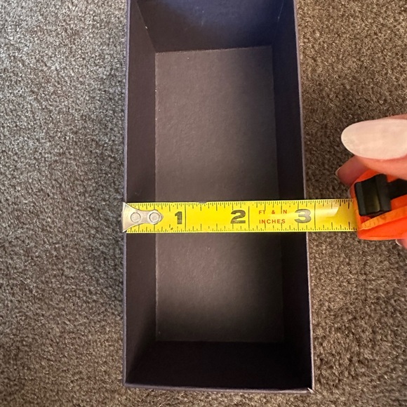 Prada Gift Box - Picture 10 of 11